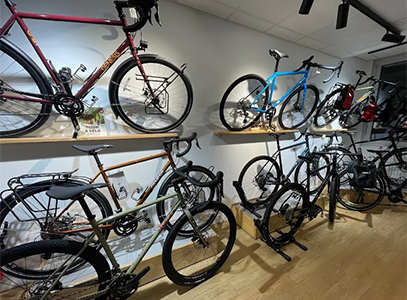 Intérieur magasin de vélos Parly 2